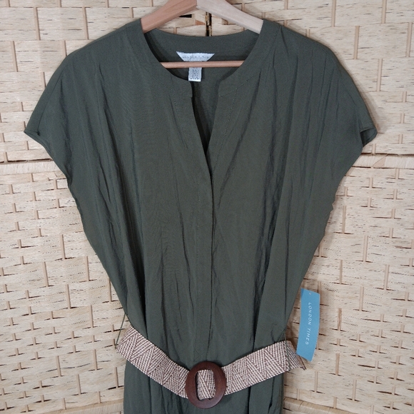 London Times Rayon Wide-leg V-neck Jumpsuit - Textured Belt - Olive NWT - Picture 5 of 9